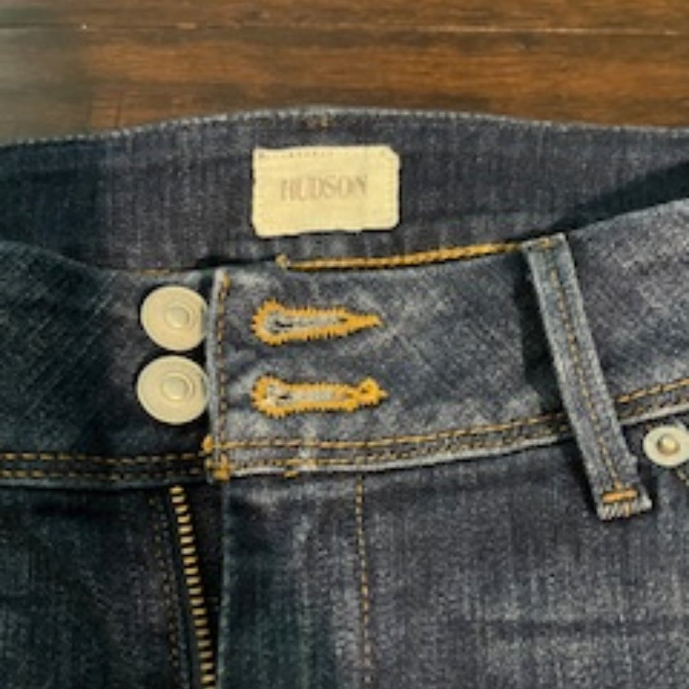 Hudson  COLLIN FLAP SKINNY Distressed Jean